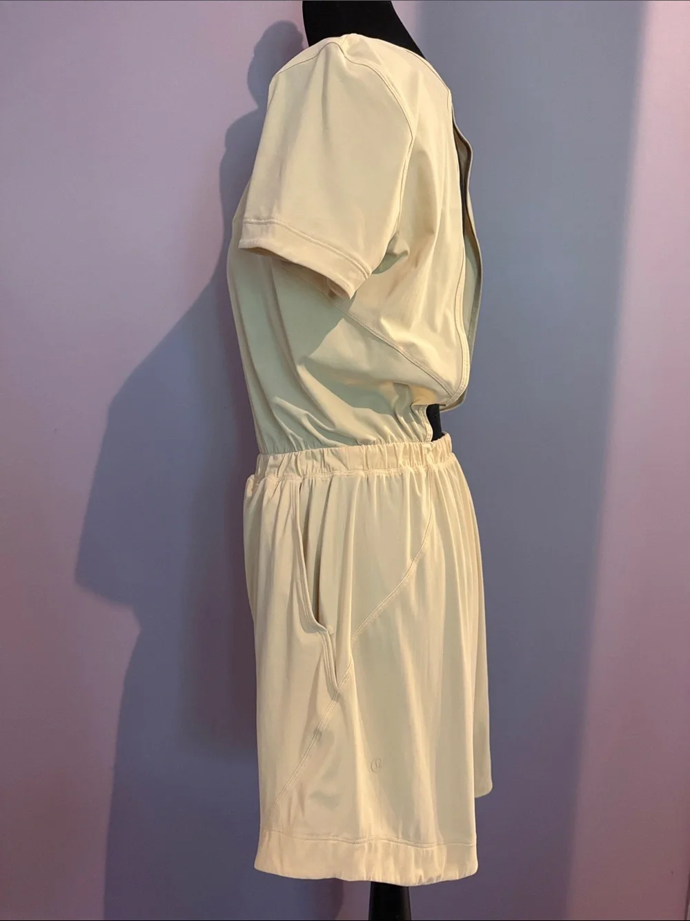 lululemon athletica Pale Yellow Short Sleeve Romper size 6